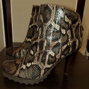 DaniBlack Morton Snake Bootie -Brown-Sz 8